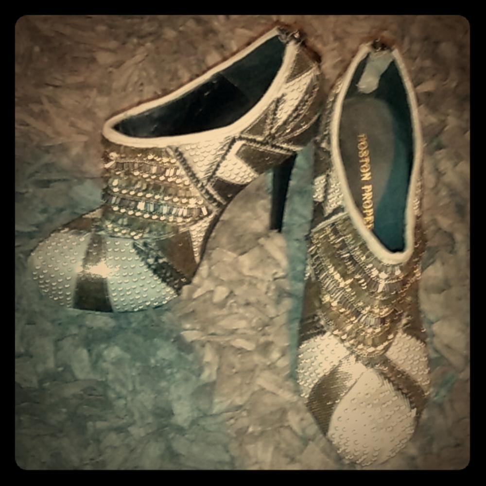 Boston Proper Heels